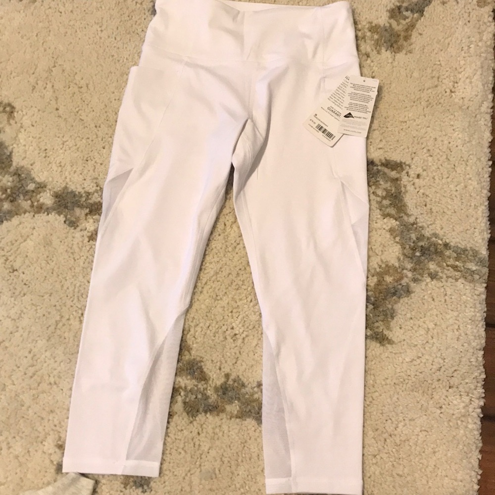 Athleta white cropped workout leggings